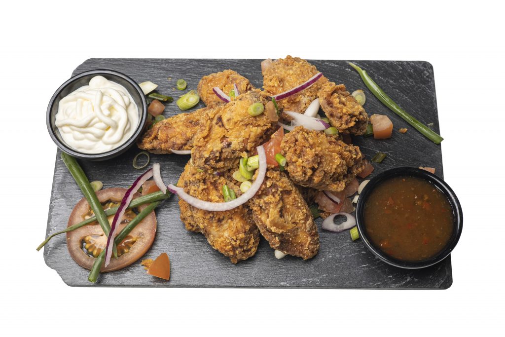 CHICKEN WINGS portion of 8