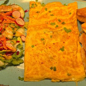 Omelette With 2 Toast