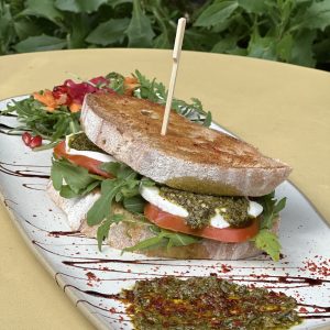 Mazzarella Pesto Club ( V )